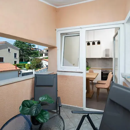 Apartment The View Penthouse Ližnjan