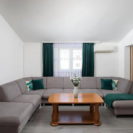 The View Penthouse Apartment Ližnjan